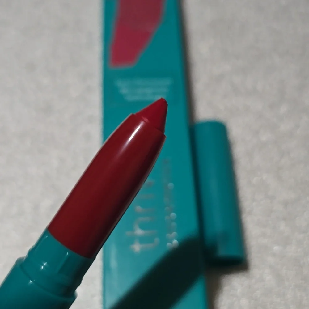 ❇️🧚‍♀️LINDA Thrive Causemetics Empower Matte LipStick Crayon NWT